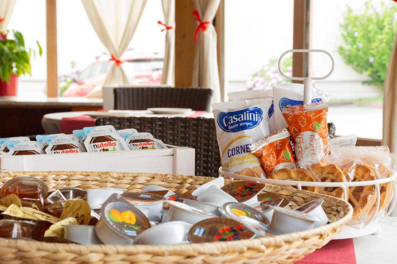 Hotel Bungalows Europa Domaso Ngoại thất bức ảnh